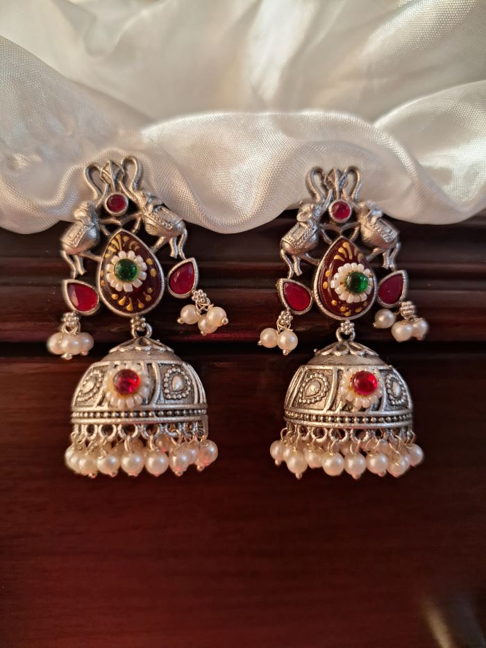 Sharmin red jhumkis