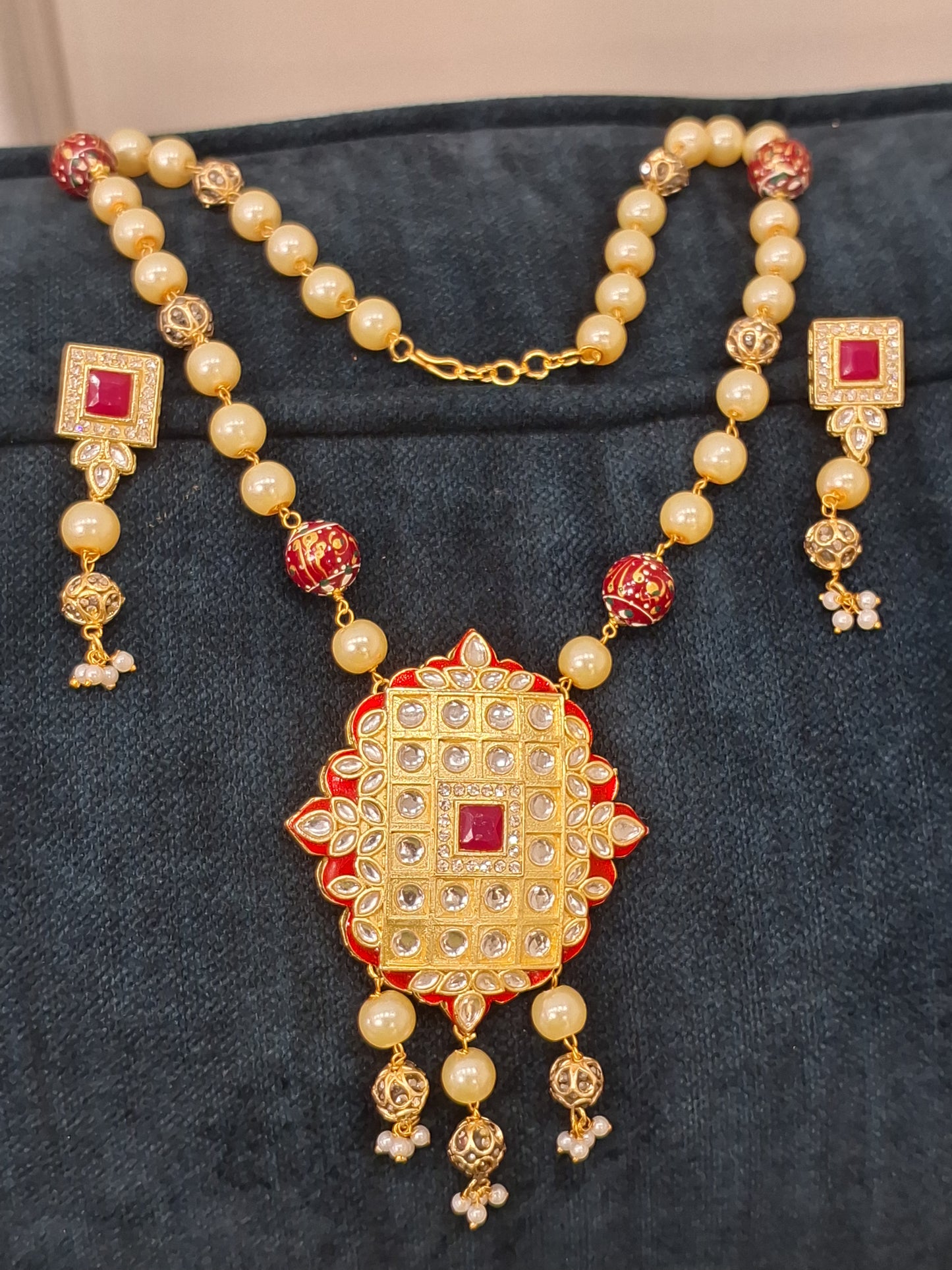 Tara red jewellery set